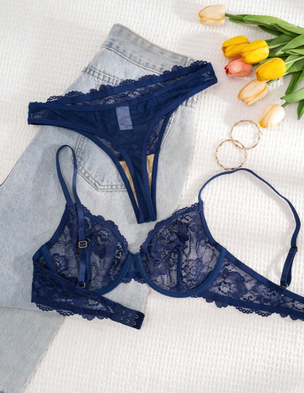 sous vêtements bleu