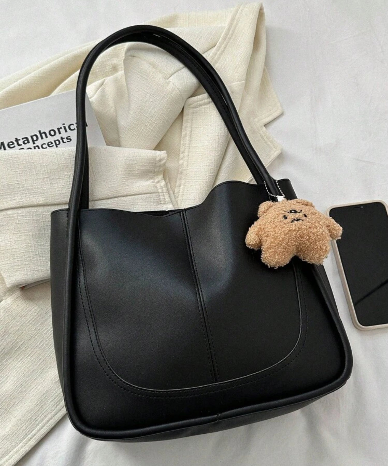 sac noir + nounours