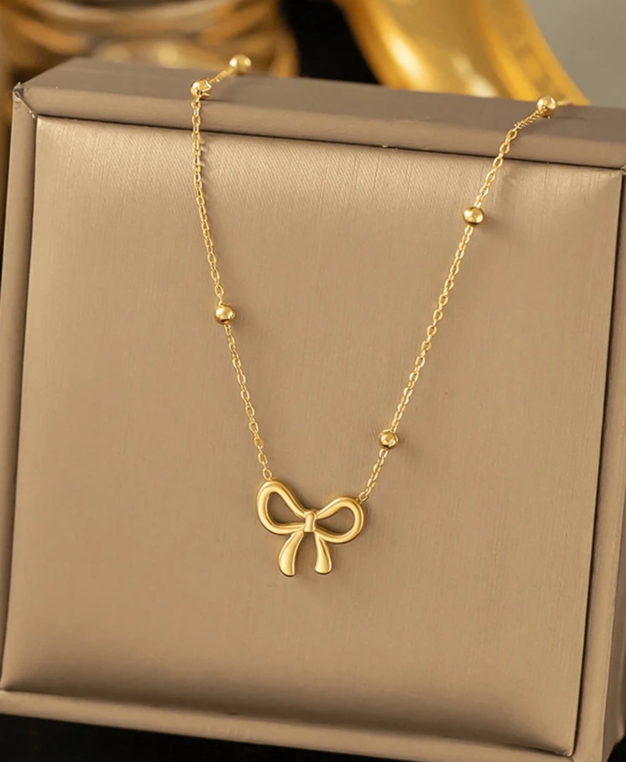 collier noeud inoxydable