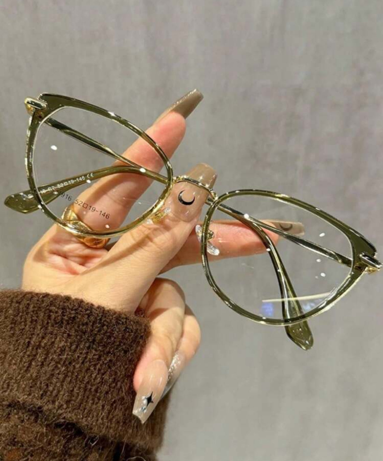 lunette bordure vert olive